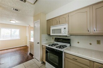 4106 Kilgore Ln in Austin, TX - Building Photo - Building Photo
