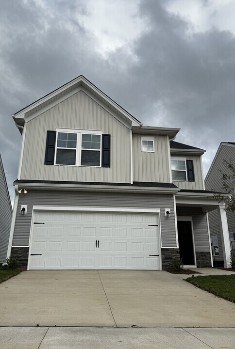 142 Gervais Cir in Greenville, SC - Building Photo