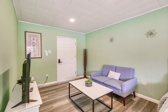 2854 Rhoades Rd in San Diego, CA - Building Photo - Building Photo