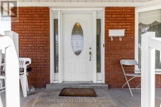 7 Triburnham Pl in Toronto, ON - Building Photo - Building Photo