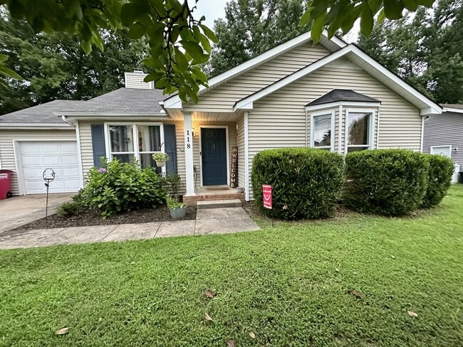 118 Shady Maple Dr in Clarksville, TN - Building Photo - Building Photo