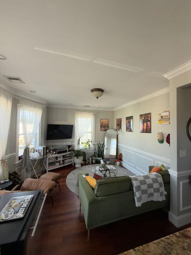 613 Dorchester Ave, Unit 3