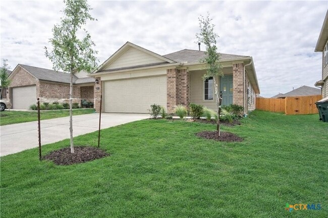 property at 121 Roanwood Dr