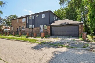 19211 Birwood St in Detroit, MI - Building Photo - Building Photo