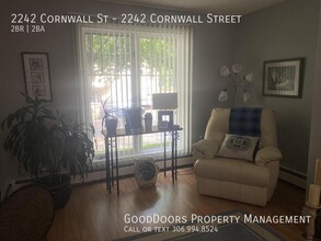 2242 Cornwall St in Regina, SK - Building Photo - Building Photo