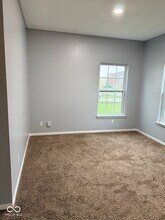 667 Timeless Run in Greenwood, IN - Building Photo - Building Photo