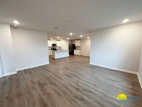 4654 Honor Guard Wy in Crestview, FL - Building Photo - Building Photo