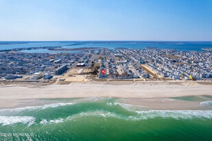 36 Dune Terrace in Seaside Heights, NJ - Building Photo