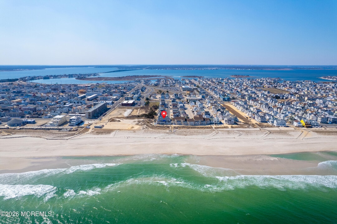 36 Dune Terrace in Seaside Heights, NJ - Building Photo