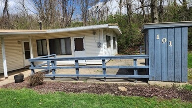 101 Deer Path in Finleyville, PA - Building Photo - Building Photo