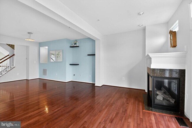 22609 Winding Woods Way in Clarksburg, MD - Building Photo - Building Photo