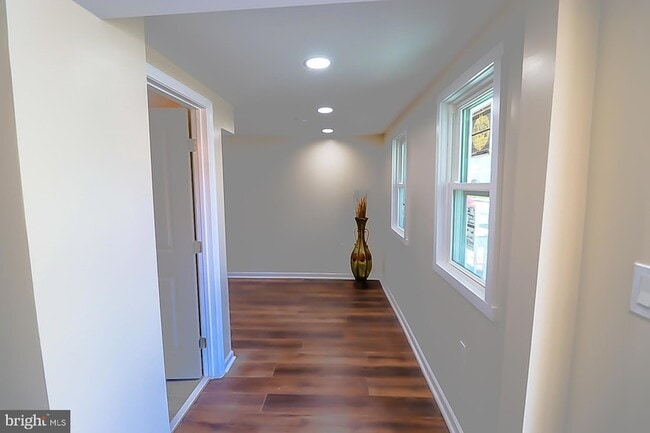 427 Highland Ave in Winchester, VA - Foto de edificio - Building Photo