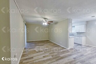 914 W Pleasant Run Rd in Lancaster, TX - Building Photo - Building Photo