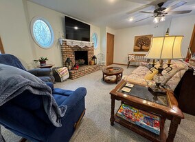 56500 Penn Rd in Cassopolis, MI - Building Photo