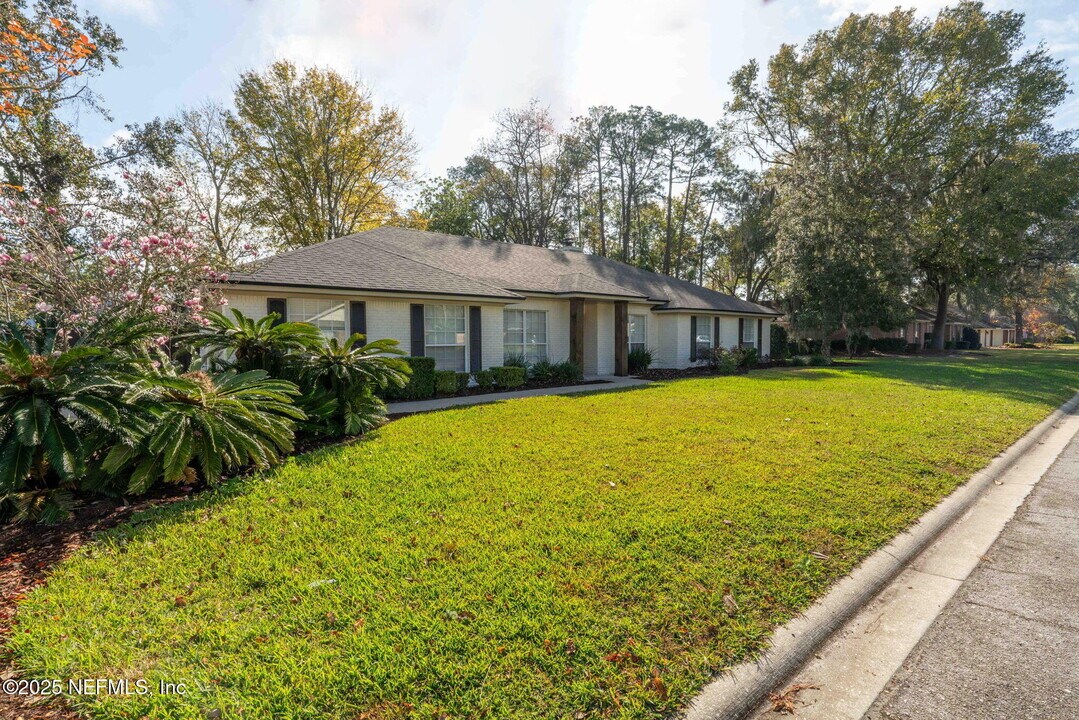 1778 Providence Hollow Ln in Jacksonville, FL - Building Photo