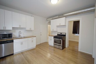 2945 N Ridgeway Ave-Unit -1 in Chicago, IL - Foto de edificio - Building Photo