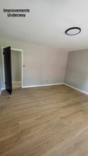 317 Owens Rd in Prairie View, TX - Building Photo - Building Photo
