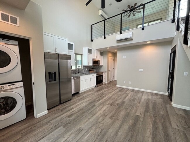 2042 Swanson Ave in Lake Havasu City, AZ - Building Photo - Building Photo