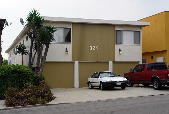 324 Concord St in El Segundo, CA - Building Photo - Building Photo