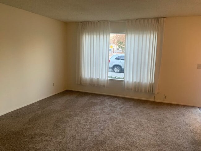 10310 El Camino Real in Atascadero, CA - Building Photo - Building Photo