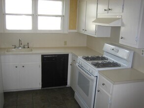 4704 Evans Ave in Austin, TX - Building Photo - Building Photo