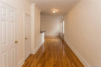 111 7th St in Garden City, NY - Building Photo - Building Photo