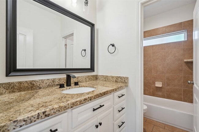 5402 Jonathan Ln