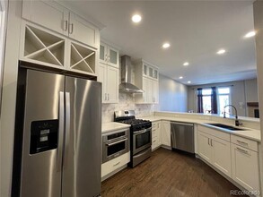 552 S Elm St in Denver, CO - Building Photo - Building Photo