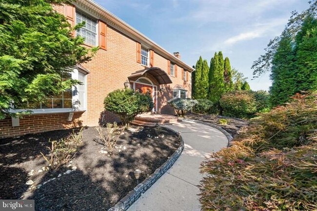 property at 253 Peoples Way