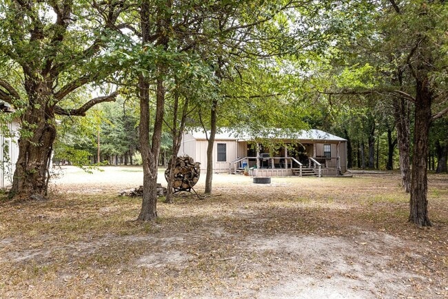 2531 Recreational Road 3 in Bonham, TX - Building Photo - Building Photo