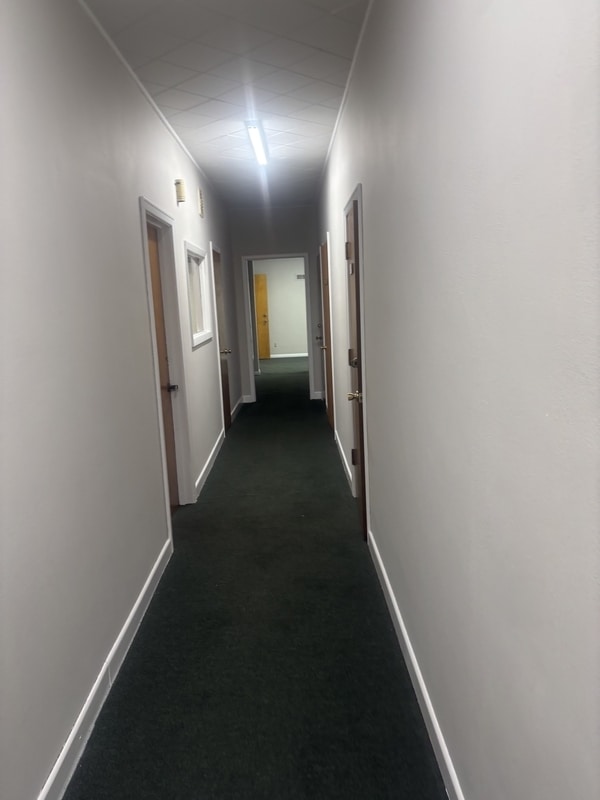 114 E 4th St in Vinton, IA - Foto de edificio - Building Photo