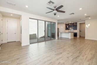 3855 S McQueen Rd in Chandler, AZ - Building Photo - Building Photo