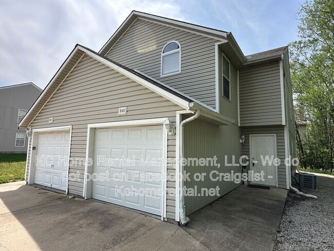 503 SW 4 St in Blue Springs, MO - Building Photo - Building Photo