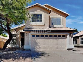 4824 E Hilton Ave in Mesa, AZ - Building Photo