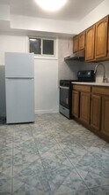 4189 Gleane St in Elmhurst, NY - Building Photo - Building Photo