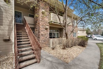 4545 Wheaton Dr in Fort Collins, CO - Foto de edificio - Building Photo