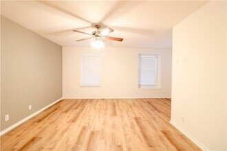6821 Derby Downs Dr in Austin, TX - Building Photo - Building Photo
