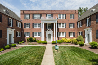 Fairfax Village Condominiums in Washington, DC - Building Photo - Building Photo