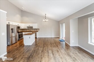 8973 Northwood Park Cir in Eagle River, AK - Building Photo - Building Photo