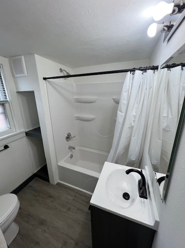 111 N Polk St in Merrill, WI - Building Photo - Building Photo