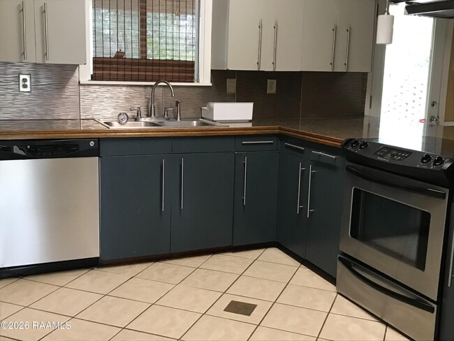 108 Billeaud Ln in Lafayette, LA - Building Photo - Building Photo