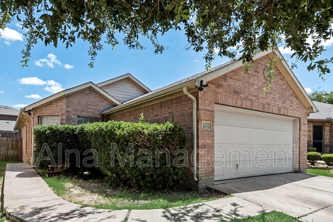 1232 Kielder Cir in Fort Worth, TX - Building Photo - Building Photo