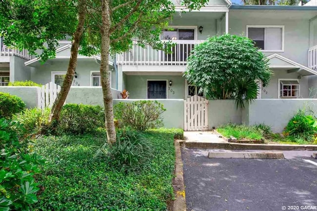 property at 4411 SW 34th St