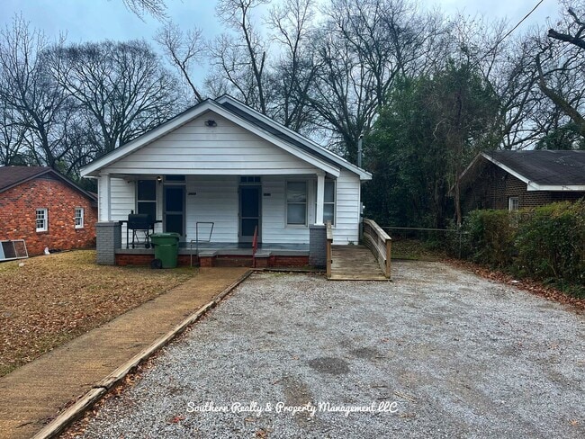 2426-2428 Cherry St in Montgomery, AL - Building Photo - Building Photo