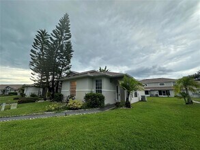 14572 Laguna Beach Cir in Orlando, FL - Building Photo - Building Photo