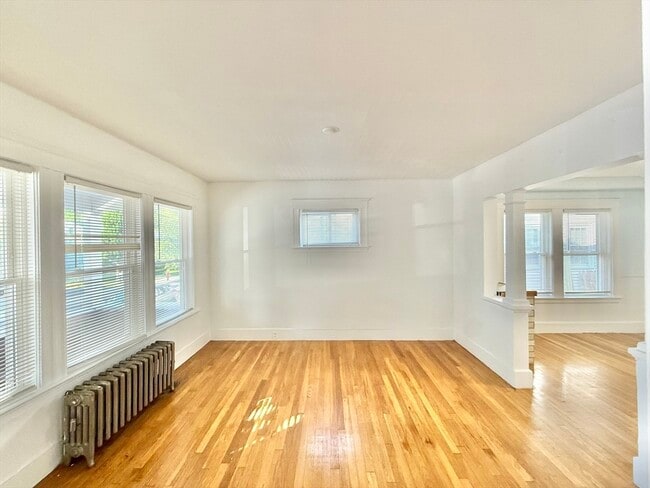 137 Mills St, Unit 1