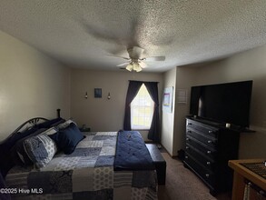 723 Pinewood Dr in Jacksonville, NC - Building Photo - Building Photo