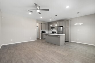 142 Calloway St in Houston, TX - Building Photo - Building Photo