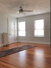 124 Grant Ave in Medford, MA - Building Photo - Building Photo
