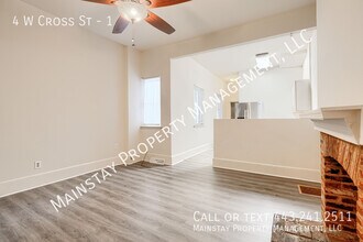 4 W Cross St in Baltimore, MD - Building Photo - Building Photo
